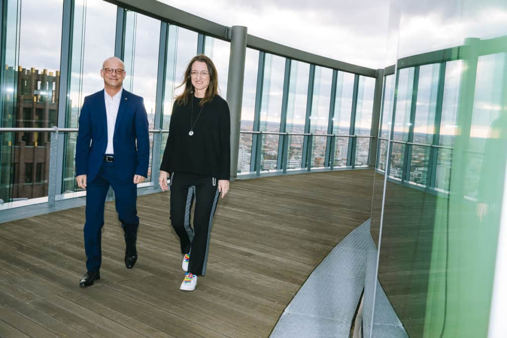 Martin Seiler und Kerstin Wagner von der Deutschen Bahn Foto Henning Ross