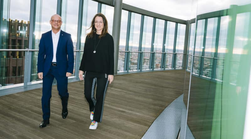 Martin Seiler und Kerstin Wagner von der Deutschen Bahn Foto Henning Ross