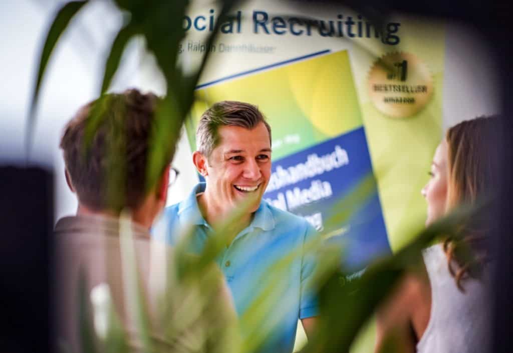 Praxishandbuch Social Media Recruiting Herausgeber Ralph Dannhaeuser im SAATKORN Blog