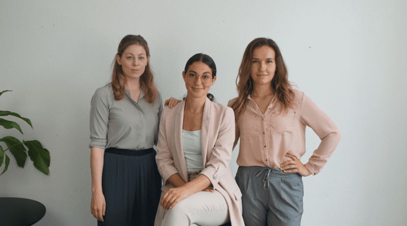 Das improveMID Founding Team Von links nach rechts: Marion Riedel, Ina Haug, Diana Kovaleva SAATKORN HR Startup