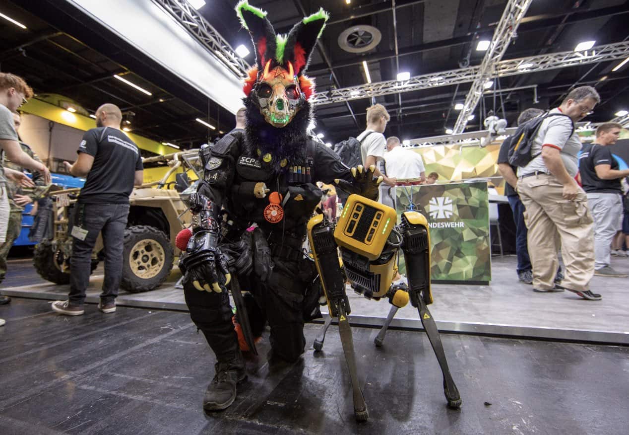 Gamescom-Build-A-Rocket-Robot-Alexander-Albrecht-SAATKORN